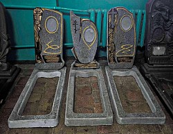 Бетонный памятник